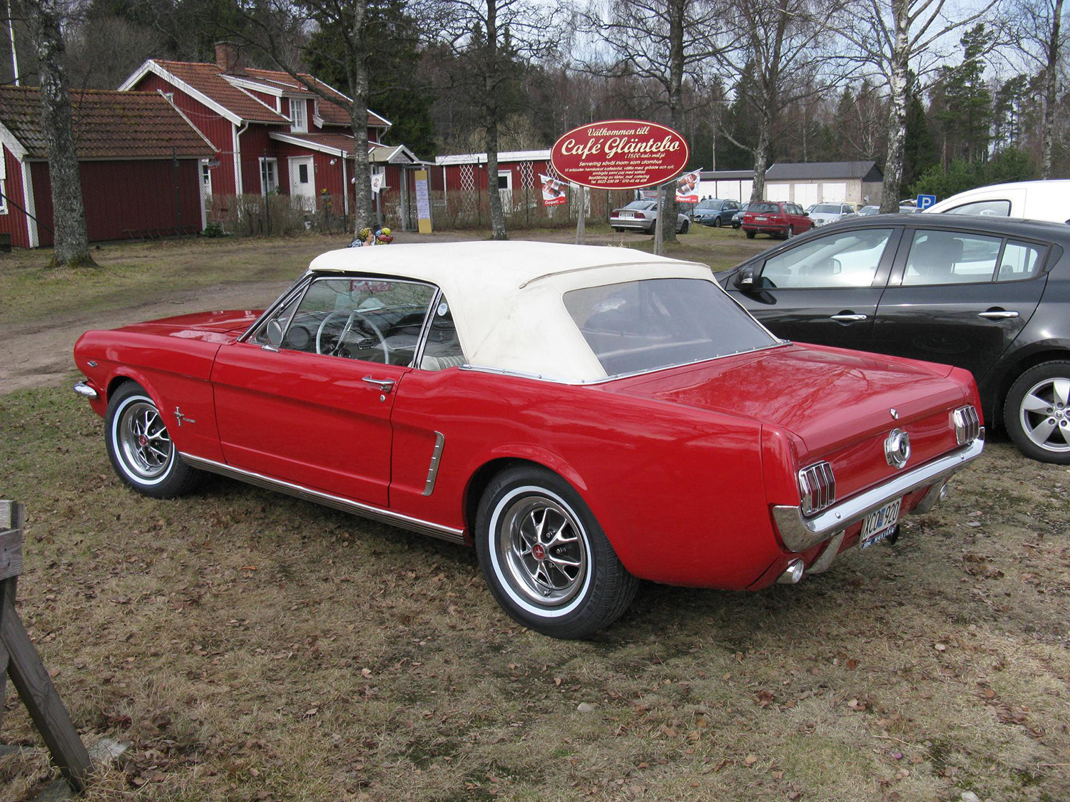 Cabriolet Rangoon Red 1965